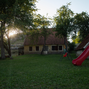 Seosko domaćinstvo Ćirović