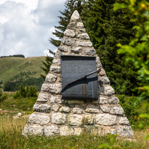 Spomen obilježje Smail-Agi Čengiću